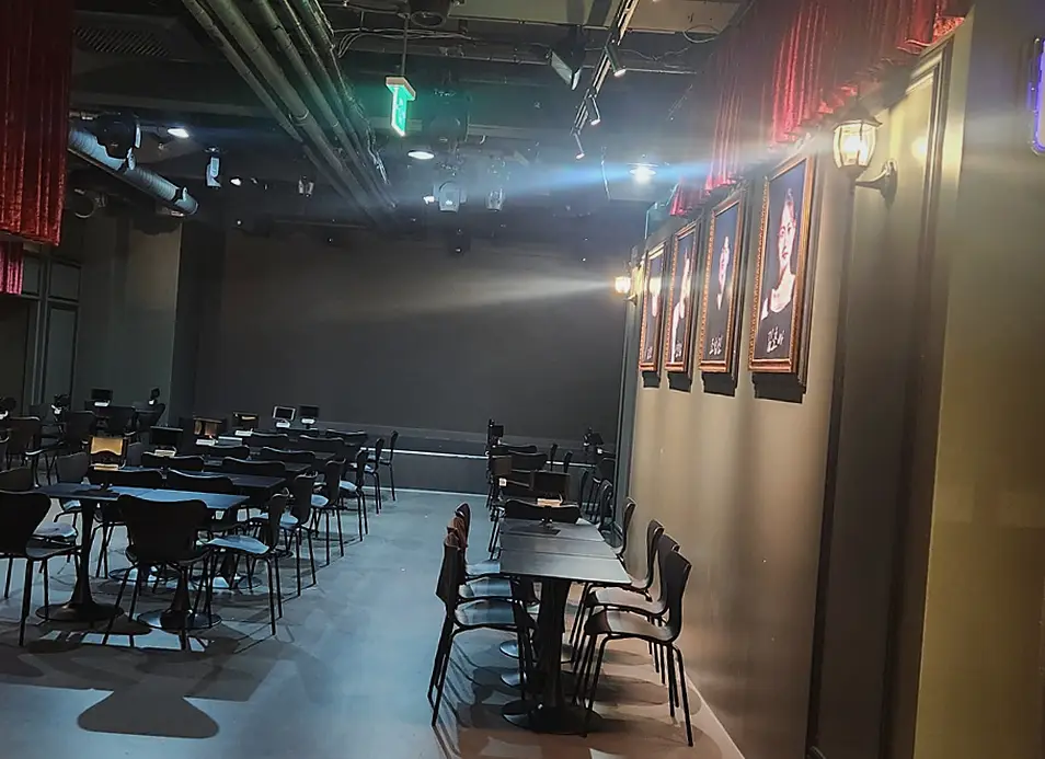 보라매 펍 인테리어 진행 모습 1